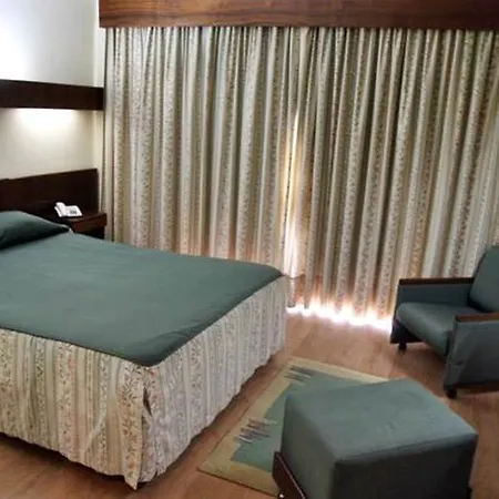 Costa De Prata 2 & 3*