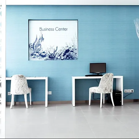 Costa De Prata 2 & 3*