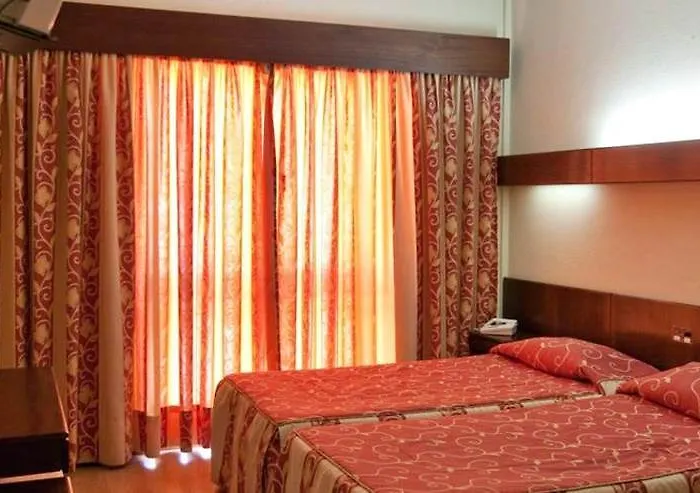 Otel Costa De Prata 2 & Figueira da Foz