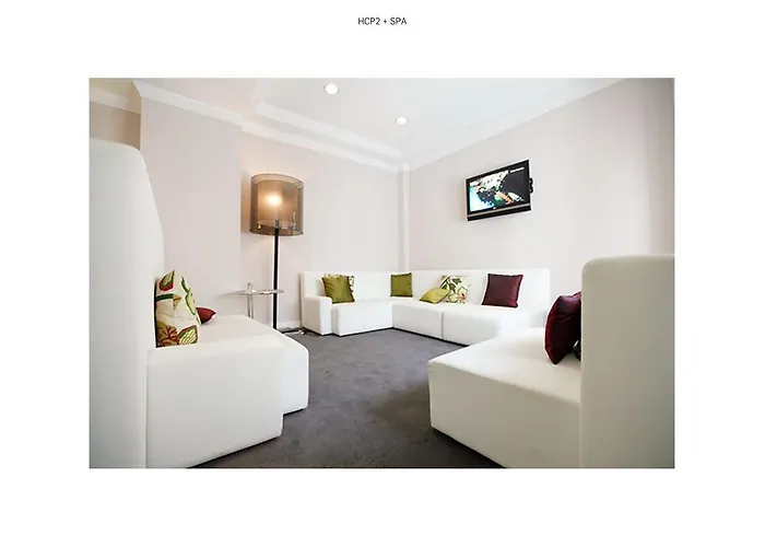 Costa De Prata 2 & 3*